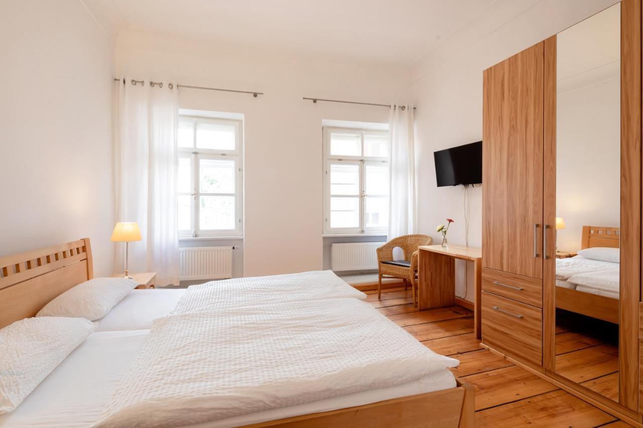 Pension Goldenes Schiff Пасау Екстериор снимка