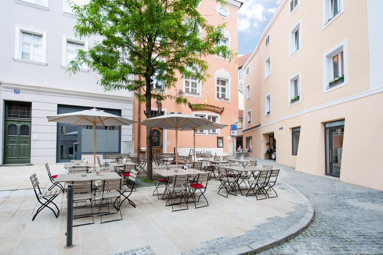 Pension Goldenes Schiff Пасау Екстериор снимка