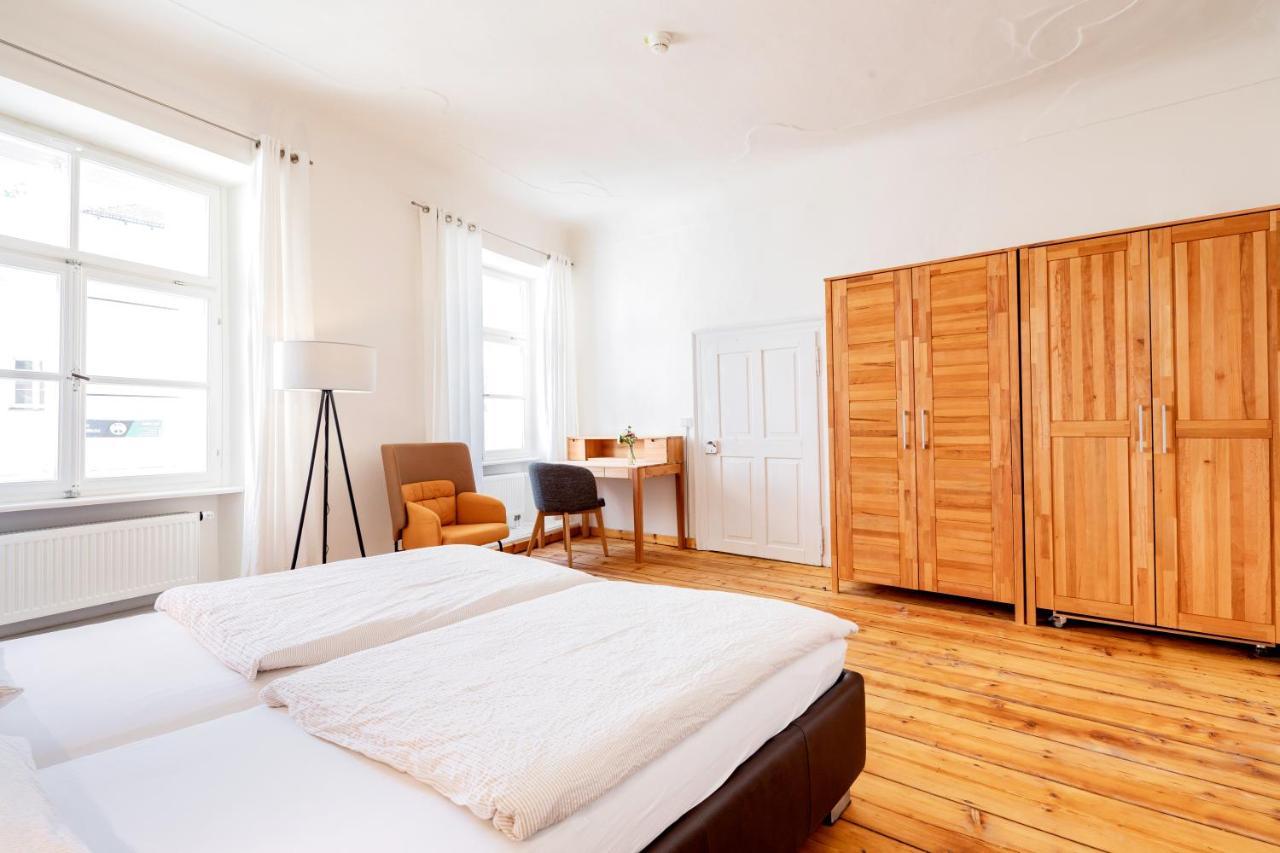 Pension Goldenes Schiff Пасау Екстериор снимка