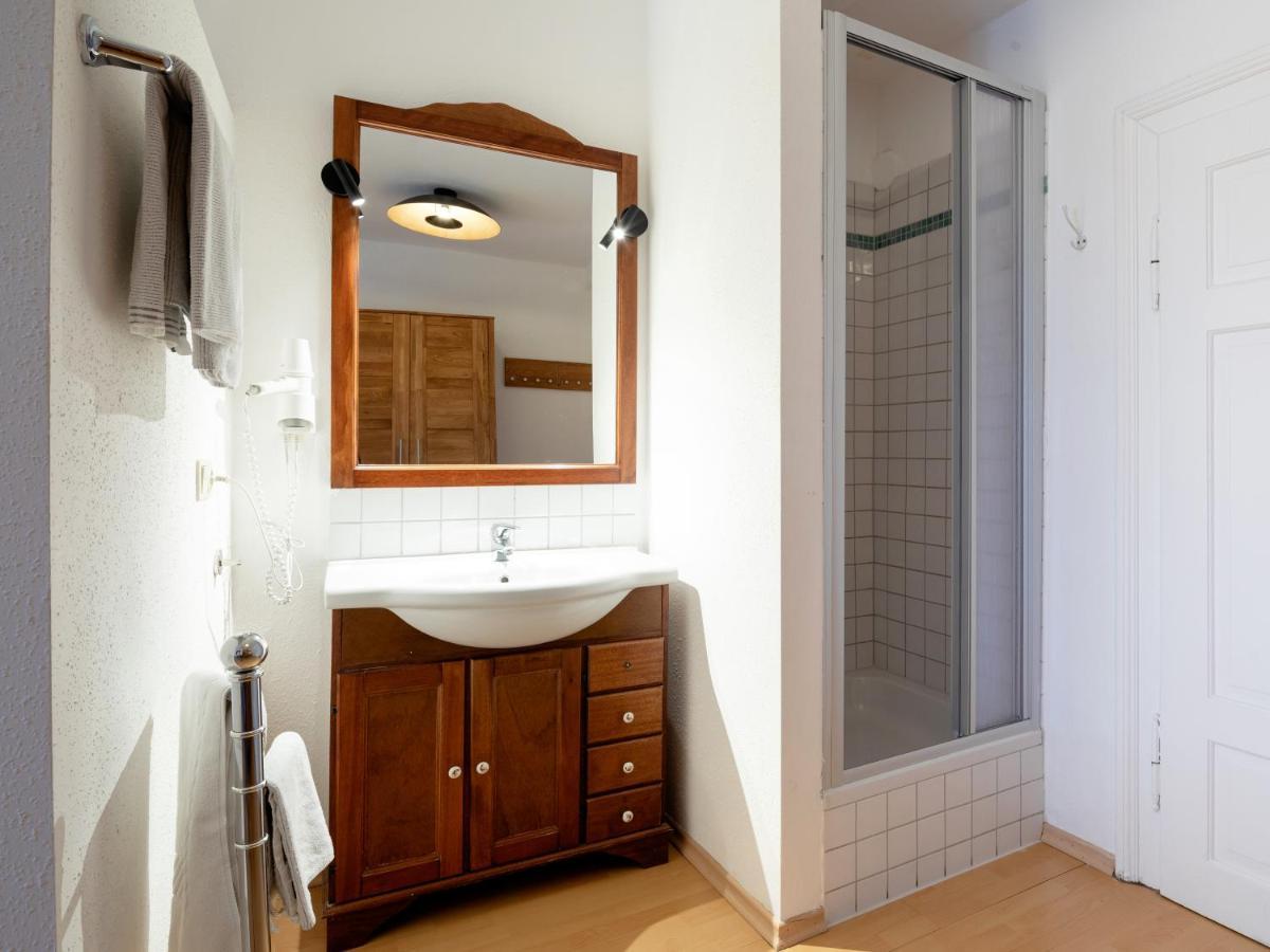 Pension Goldenes Schiff Пасау Екстериор снимка