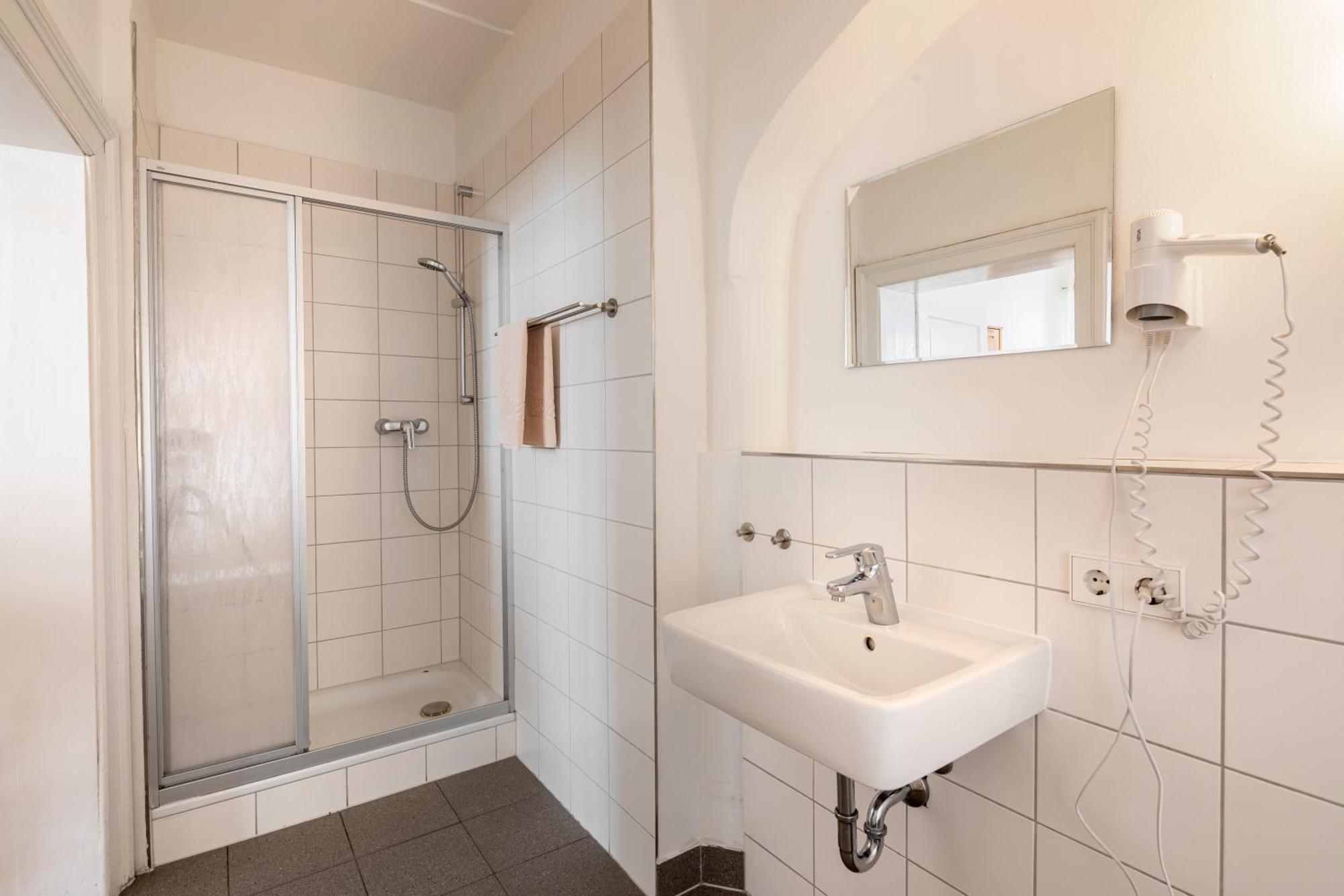 Pension Goldenes Schiff Пасау Екстериор снимка